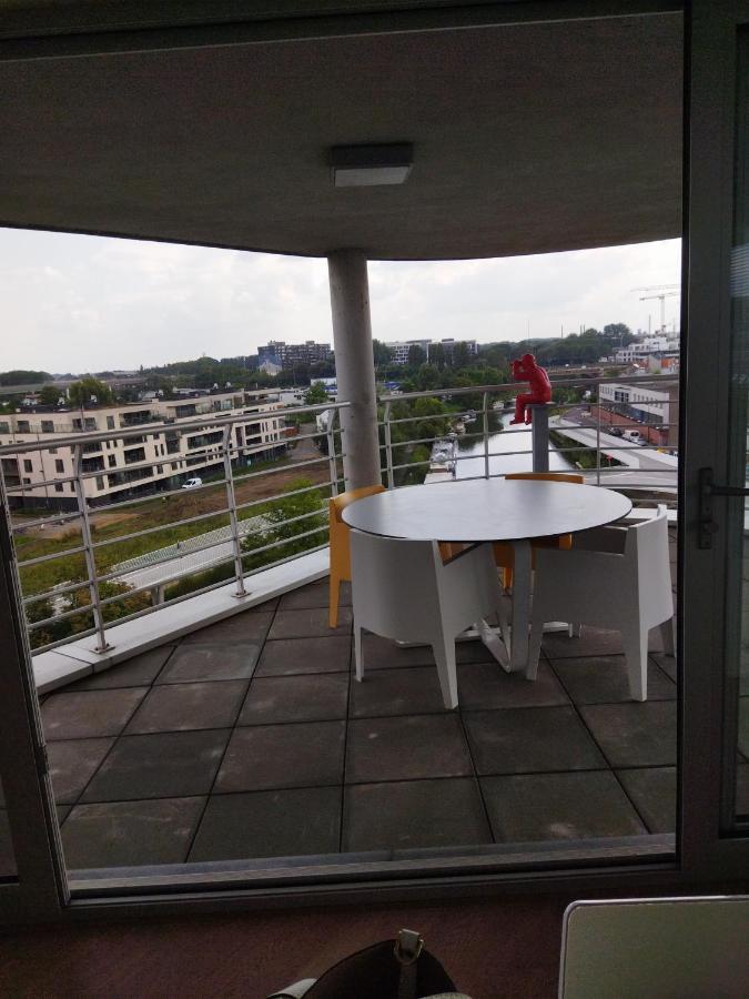 Scheldepunt Apartment Гент Екстериор снимка